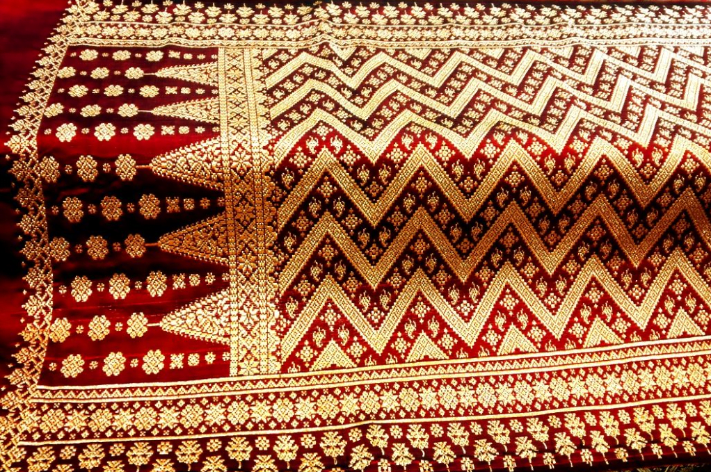 west sumatra songket